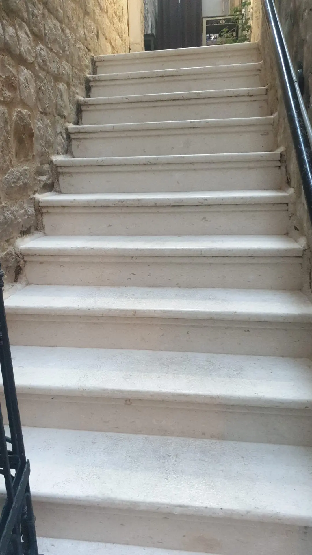 Stube i podovi, polirano, fotografija 2 od 5